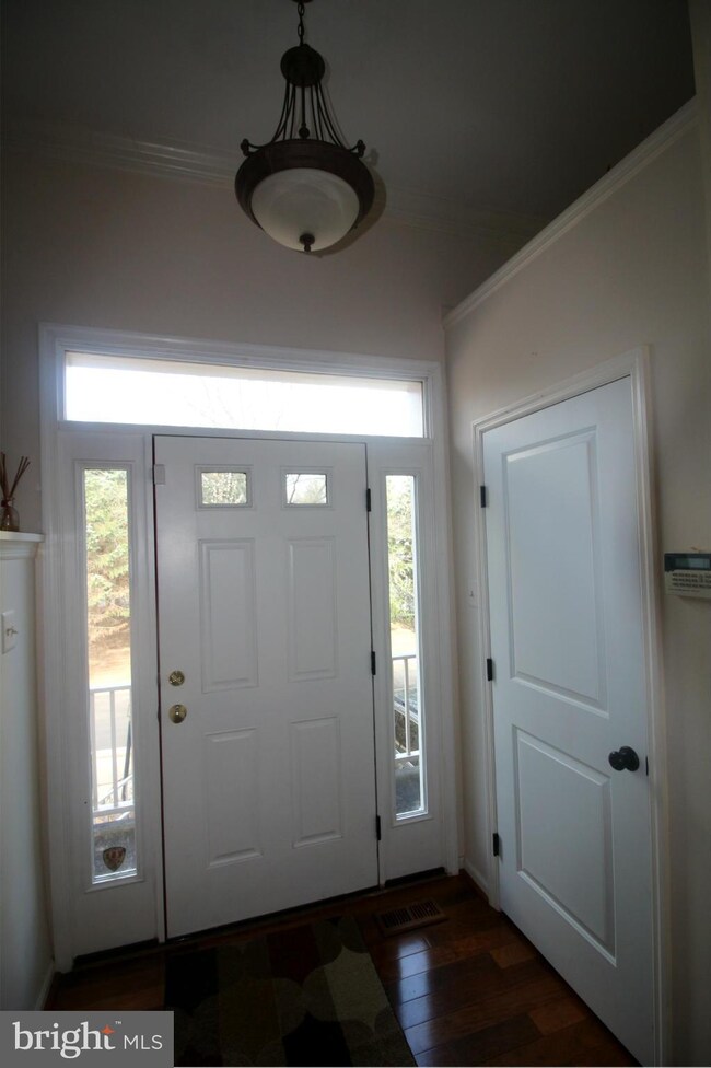 12624 Granite Ridge Dr, North Potomac, MD 20878 - photo 2