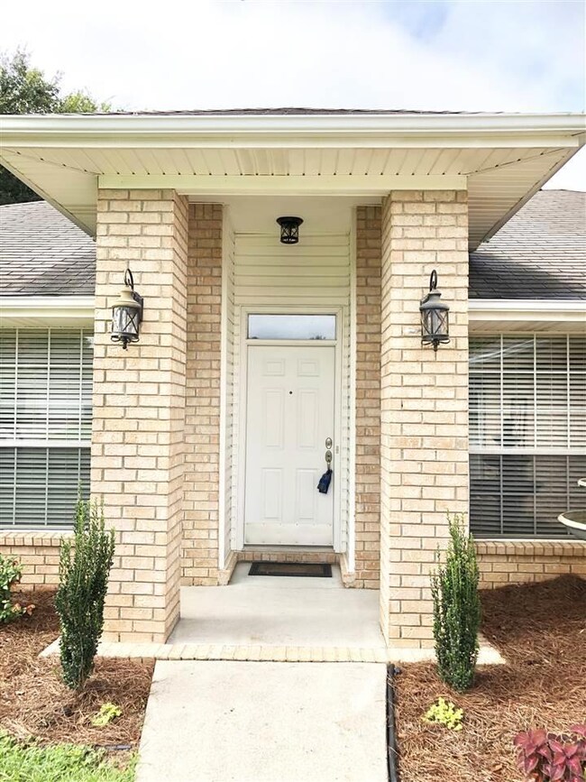 2015 Jason Dr, Cantonment, FL 32533 - photo 2