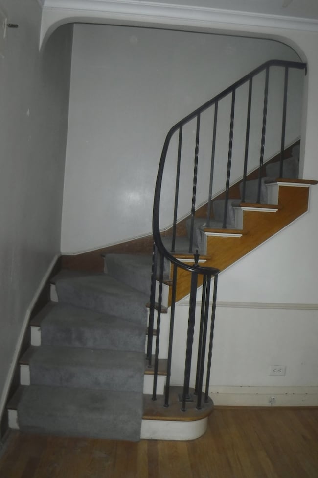 5250 W Wellington Ave, Chicago, IL 60641 - photo 5