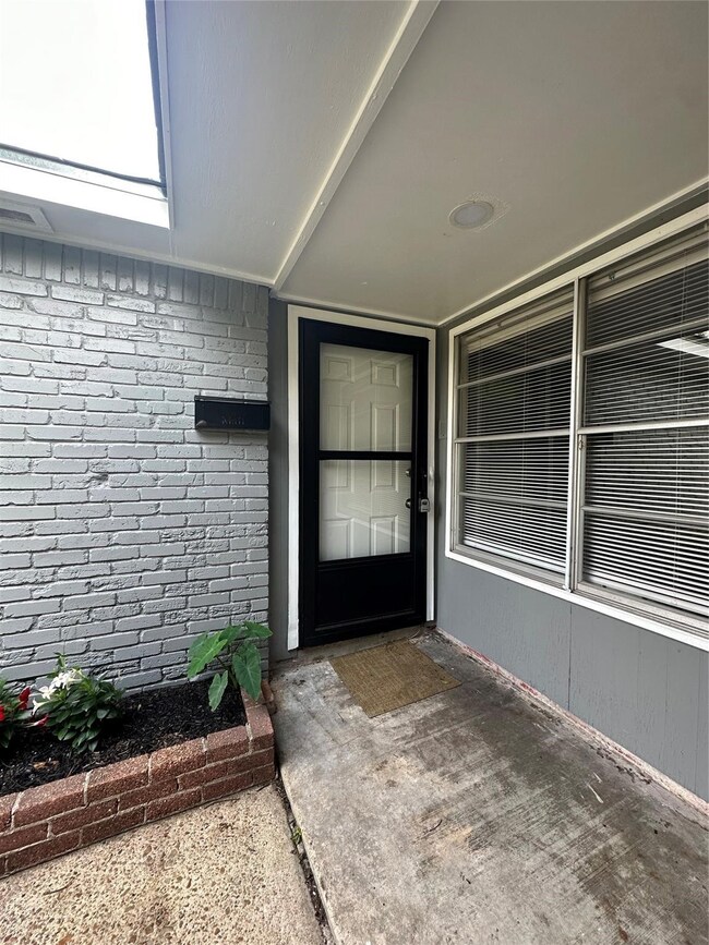 15514 Corsair Rd, Houston, TX 77053 - photo 4