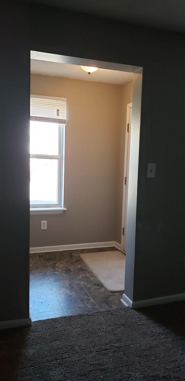 205 Cambridge Manor Dr, Schenectady, NY 12302 - photo 5
