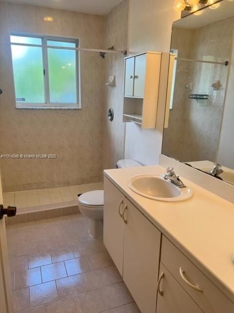 7647 Tamarac Island Cir, Tamarac, FL 33321 - photo 5