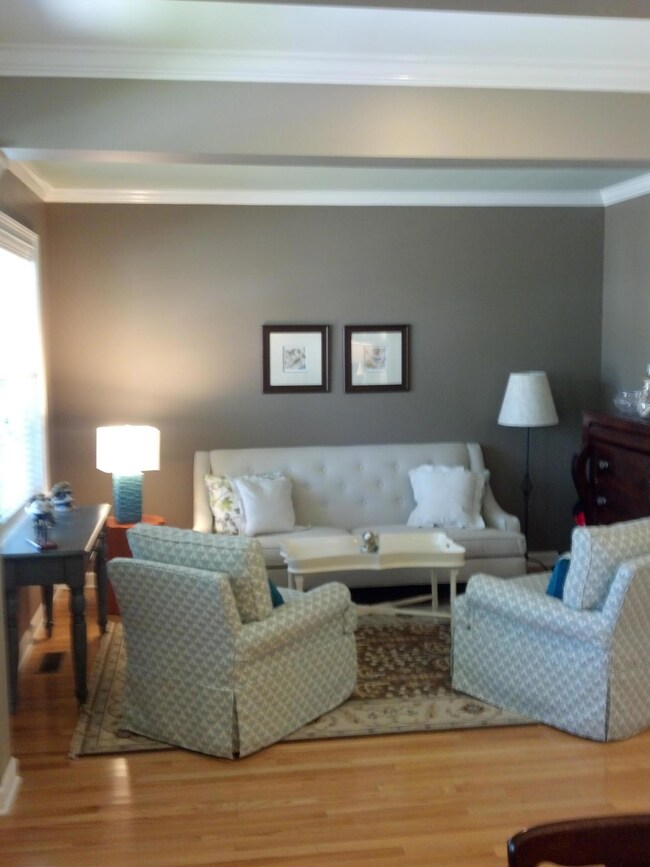 1821 two cedar Living