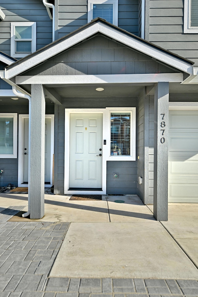 7870 Phaedra Ln, White City, OR 97503 - photo 2