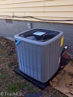 1207 Vernon Place, High Point, NC 27260 - photo 3