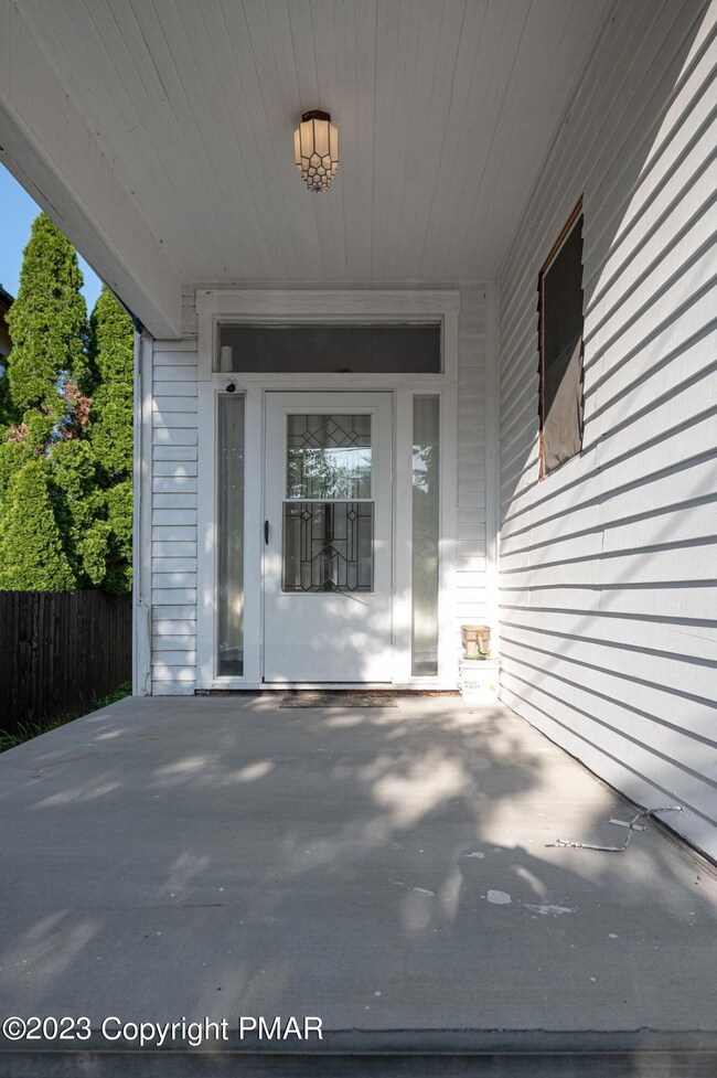 428 5th Ave, Bethlehem, PA 18018 - photo 2