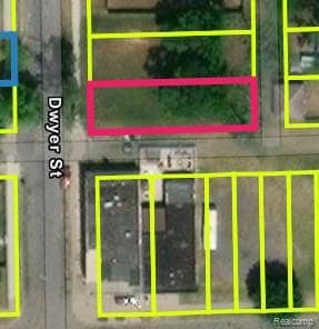 12828 Dwyer St, HamtraMcK, MI 48212 - photo 3