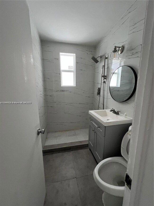 7920 Harding Ave unit 1, Miami Beach, FL 33141 - photo 4