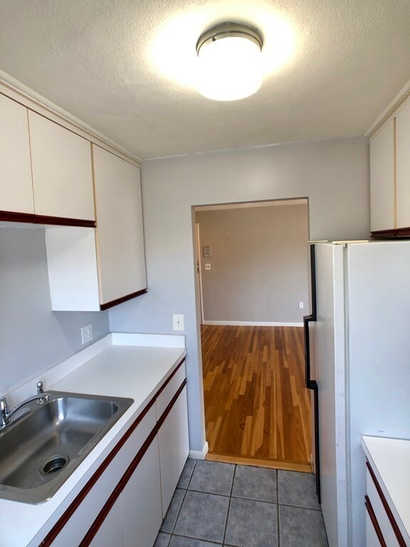 425 S Huntington Ave unit 16, Jamaica Plain, MA 02130 - photo 7