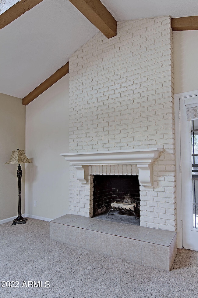 LivingRmFireplace_1435