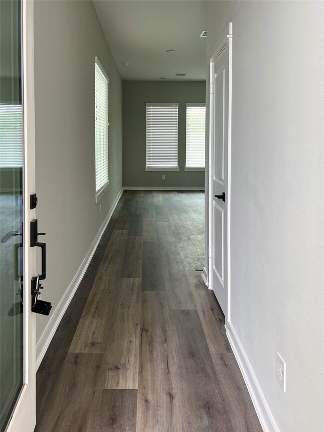 818 Berry Sage Ln, Houston, TX 77022 - photo 7