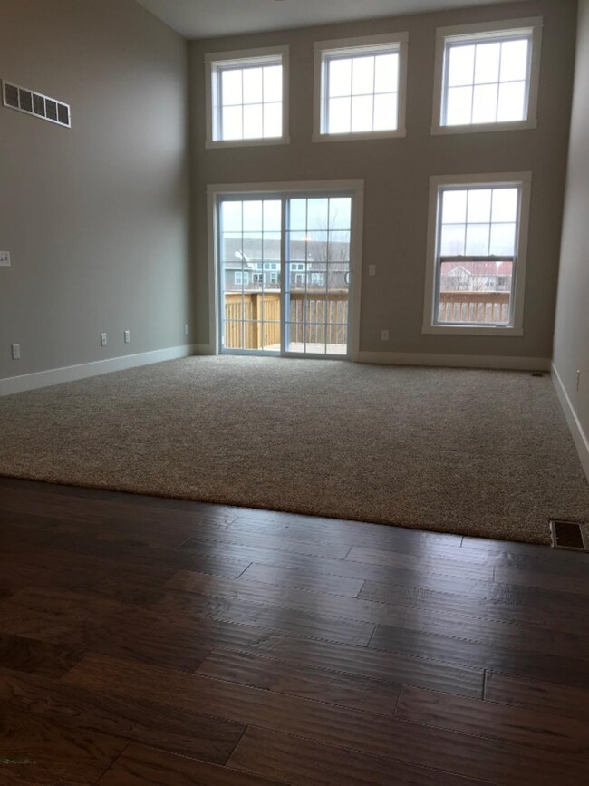 10177 Living room good