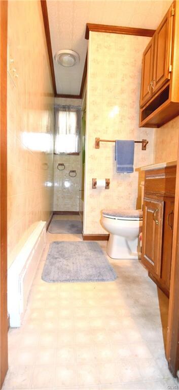 22 S Heller Ave, Pen Argyl, PA 18072 - photo 7