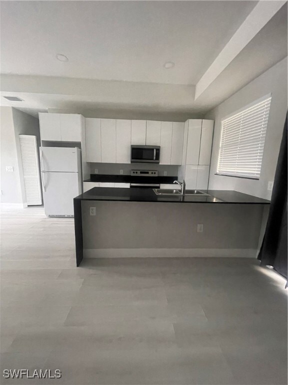 125 Greenbriar Blvd, Lehigh Acres, FL 33972 - photo 5