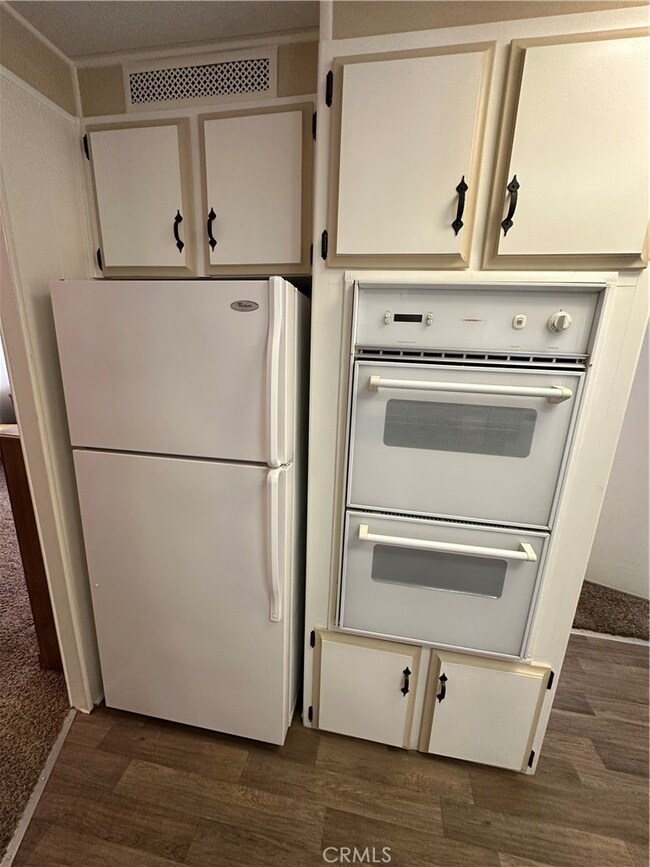 1895 W Devonshire Ave unit 32, Hemet, CA 92545 - photo 6