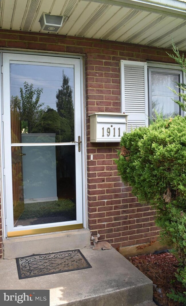 1911 Limestone Rd, Wilmington, DE 19804 - photo 2