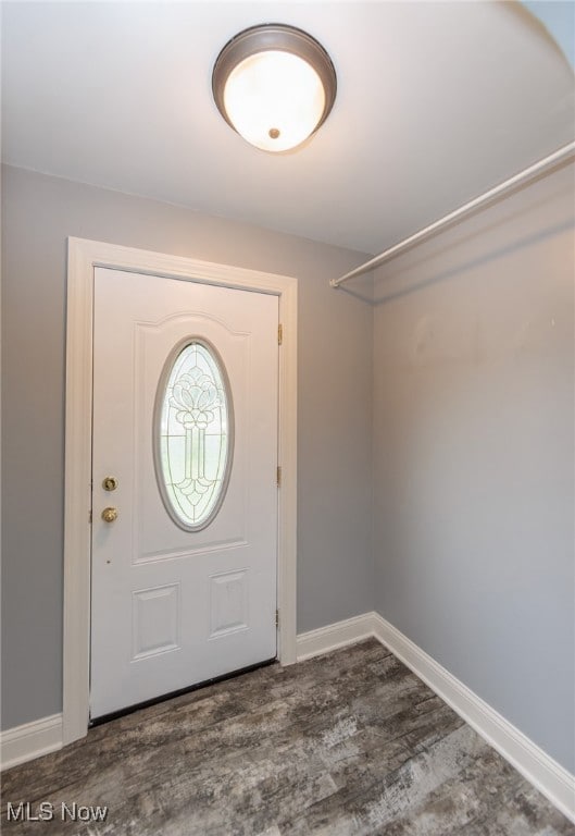 7255 Fitch Rd, Olmsted Falls, OH 44138 - photo 3