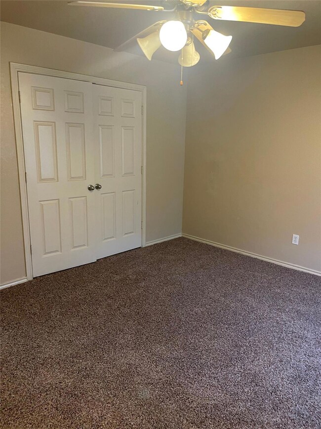 1112 W Spring St, Weatherford, TX 76086 - photo 6