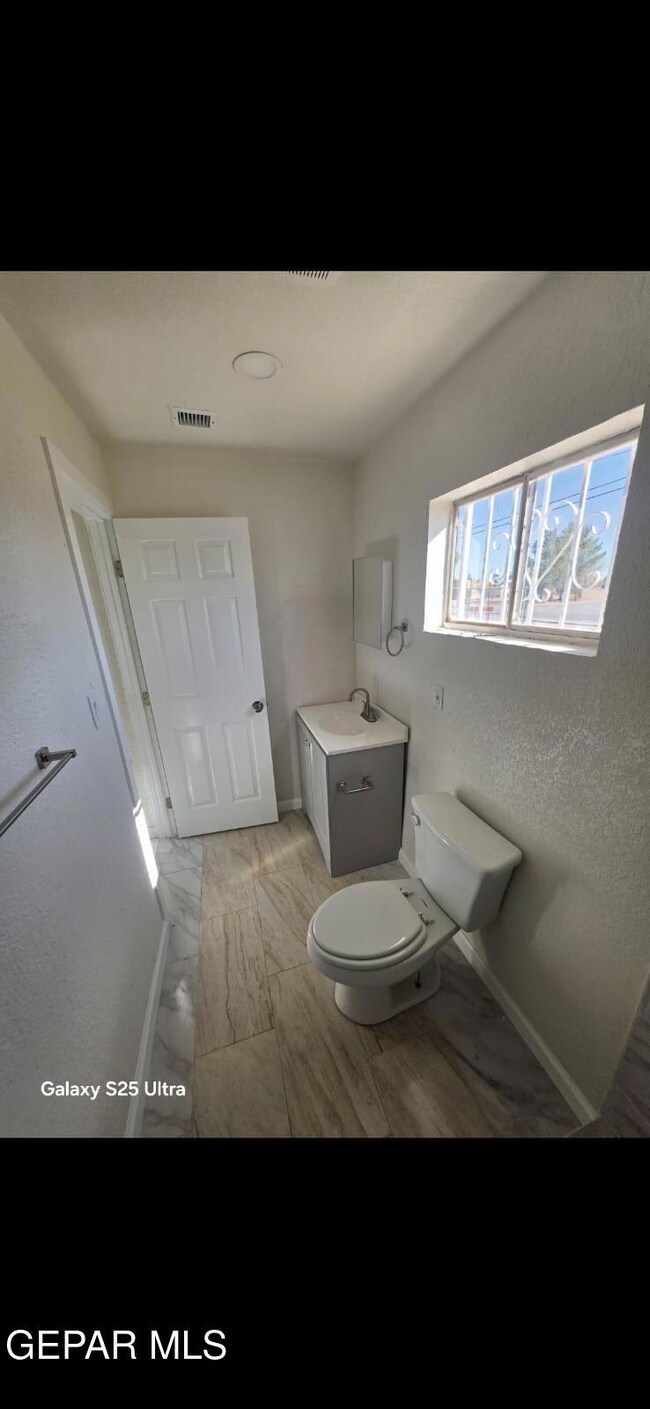 12365 Stubbs Dr unit A, San Elizario, TX 79849 - photo 6