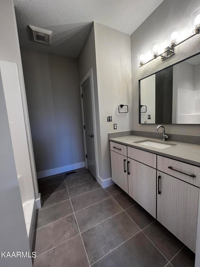 12500 Tangle Crest Ln, Knoxville, TN 37932 - photo 7