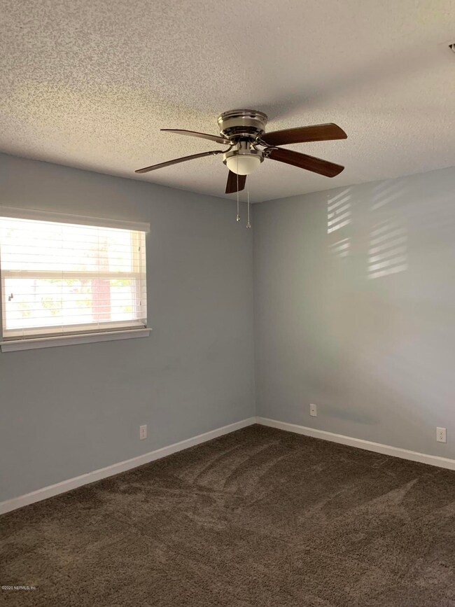 5863 105th St, Jacksonville, FL 32244 - photo 5