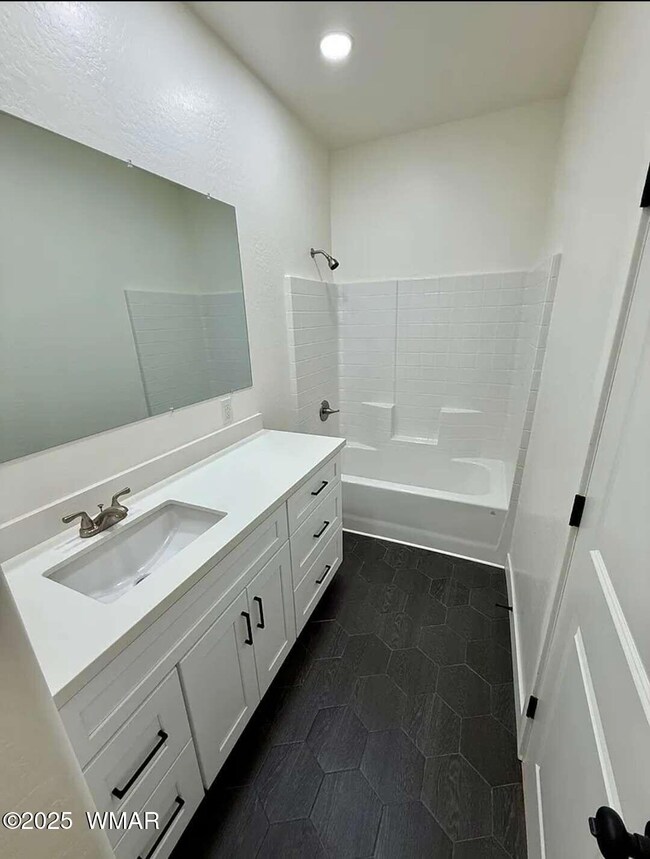 280 N Central Ave, Show Low, AZ 85901 - photo 4