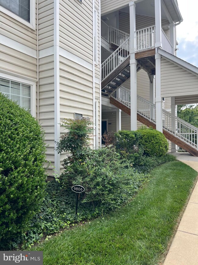 9806 Feathertree Terrace unit A, Montgomery Village, MD 20886 - photo 2