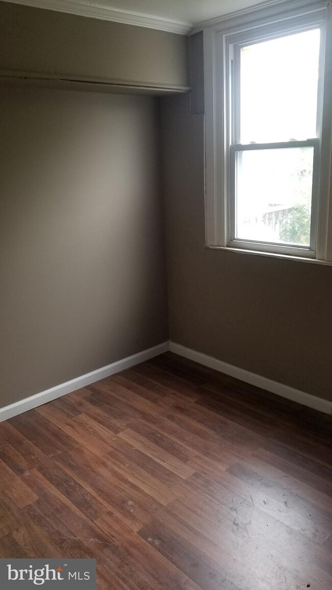 133 Westdale Rd, Upper Darby, PA 19082 - photo 7