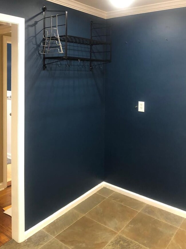 Kitchen/Pot Hanger