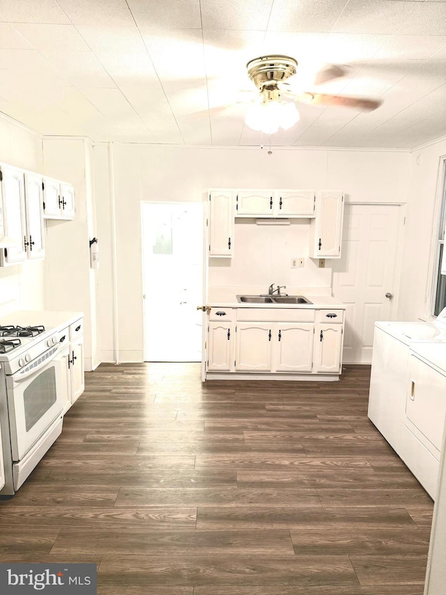 202 E Cumberland Rd, Enola, PA 17025 - photo 3