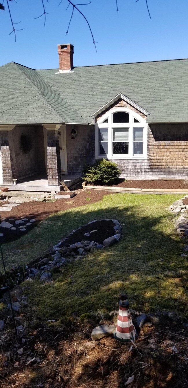 3 Bedrooms 2.5 baths