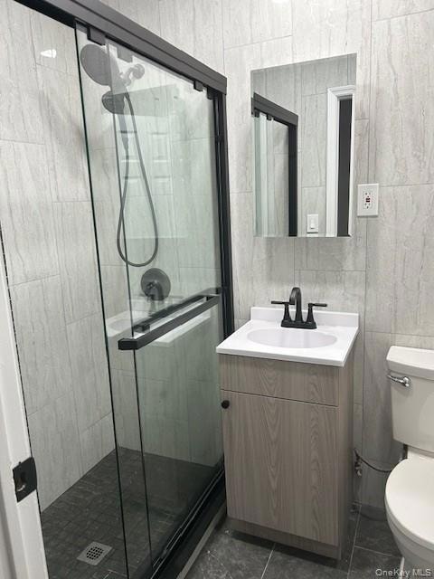 2 Mckee St unit 3, Floral Park, NY 11001 - photo 6