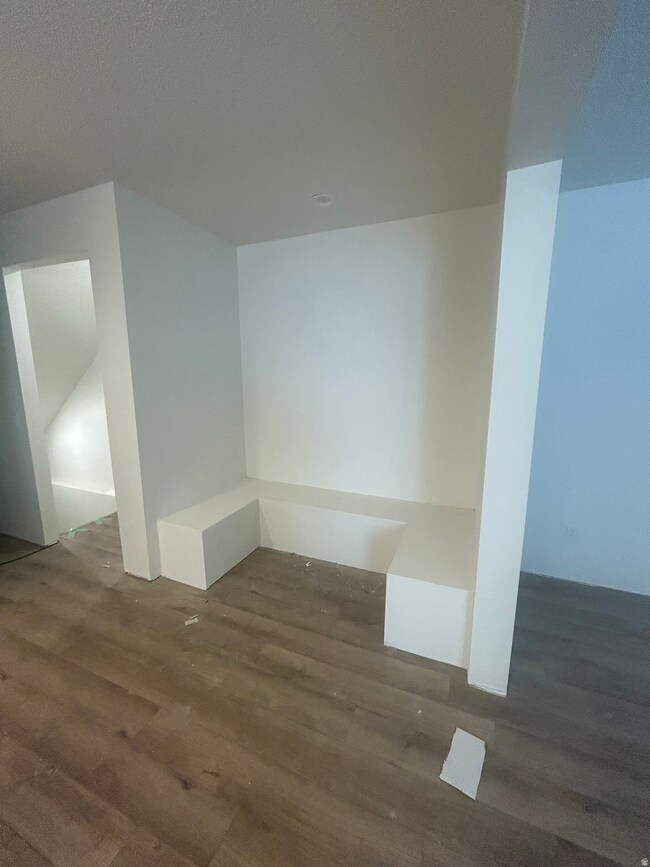 11392 S Watercourse Rd unit 375, South Jordan, UT 84009 - photo 4