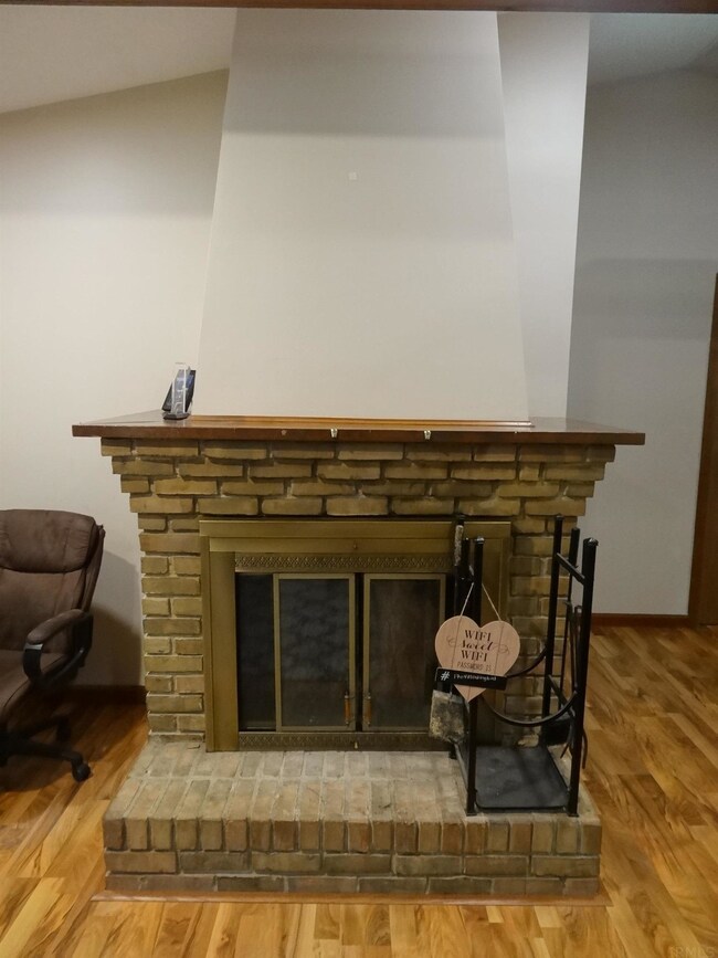 WOOD BURNING IN LIVING ROOM