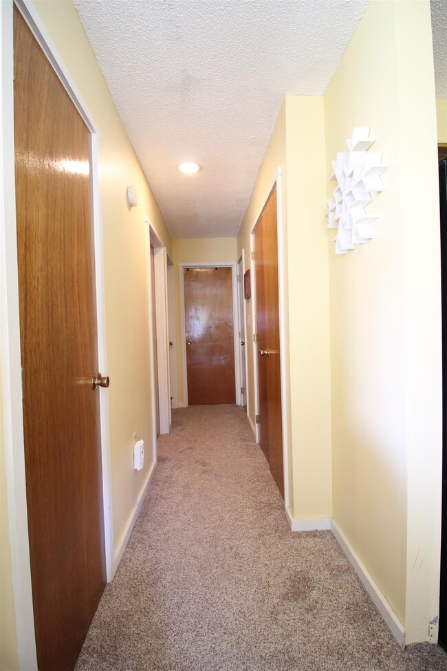 11 Sunny Side Way unit 9, Waterville Valley, NH 03215 - photo 5