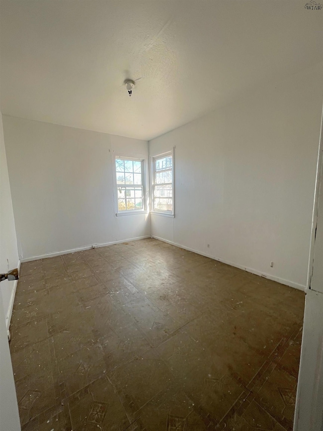 1505 Smith St, Wichita Falls, TX 76301 - photo 7
