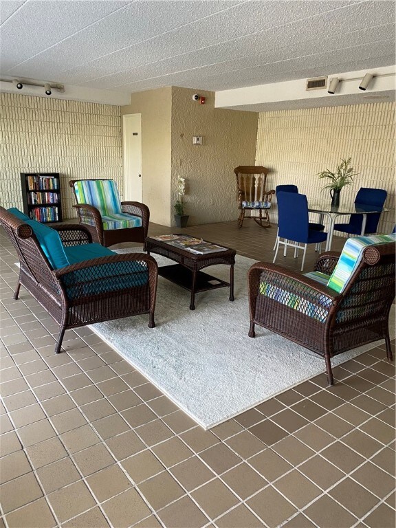 175 Hoffman Ave unit 107, Cranston, RI 02920 - photo 4