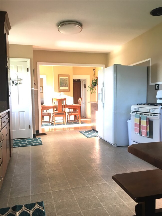 16902 W Porter Rd, Evansville, WI 53536 - photo 5