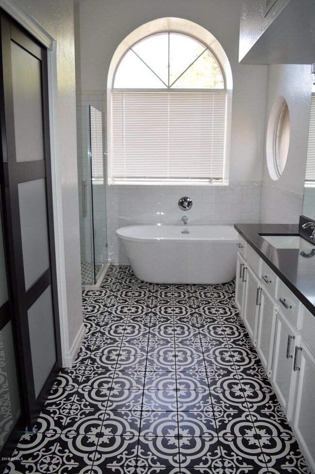 Upstairs Master Bathroom