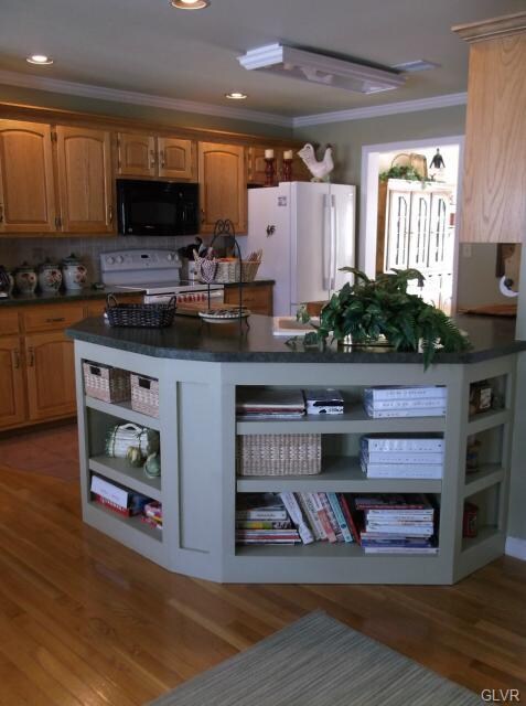 105 Turnberry Ct, Bath, PA 18014 - photo 4