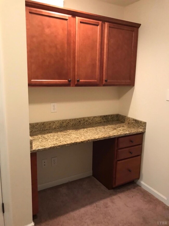 unlisted-address, Lynchburg, VA 24501 - photo 7