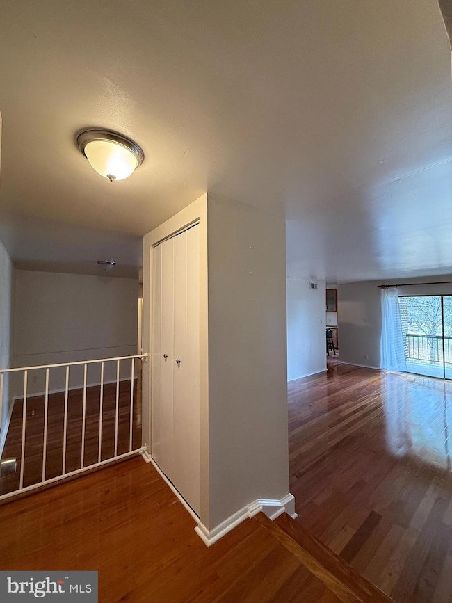 11214 Cherry Hill Rd, Beltsville, MD 20705 - photo 4
