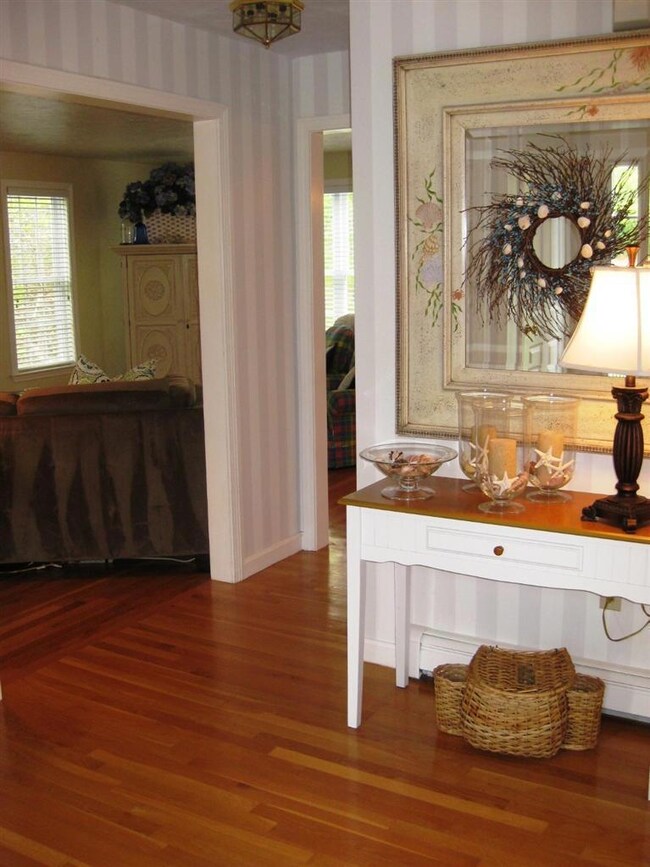 10 Vickerson Ave, Sagamore Beach, MA 02562 - photo 4