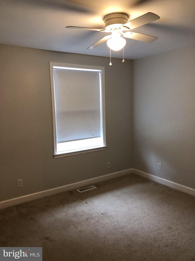 6712 Reindeer Ct, Fredericksburg, VA 22407 - photo 7