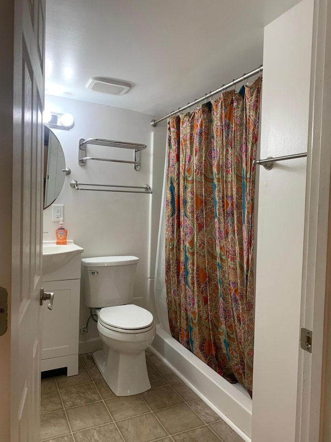 65 Vanderhorst St unit C, Charleston, SC 29403 - photo 4