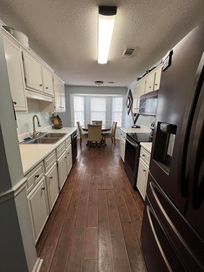 Kitchen- Silver Fox