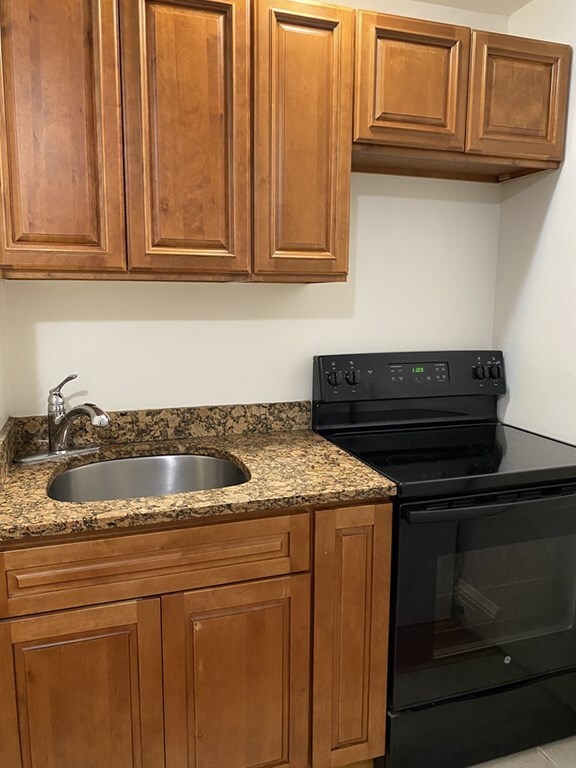 100 Washington St unit 23, Quincy, MA 02169 - photo 5