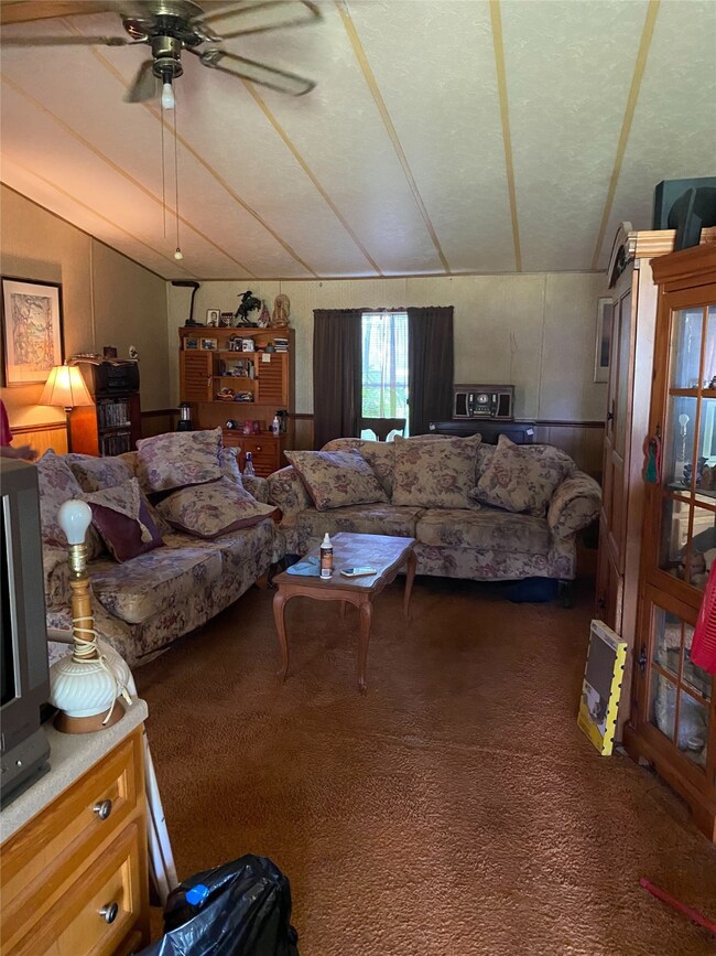 29215 Pueblo St, Waller, TX 77484 - photo 6