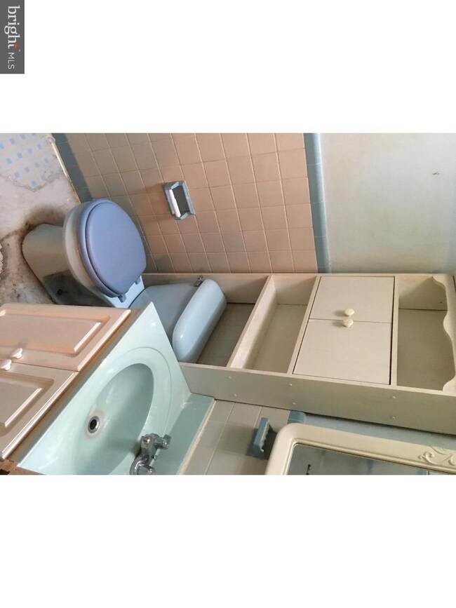 8623 Michener Ave, Philadelphia, PA 19150 - photo 7