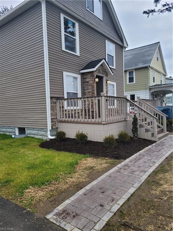 1863 E 33rd St, Lorain, OH 44055 - photo 3